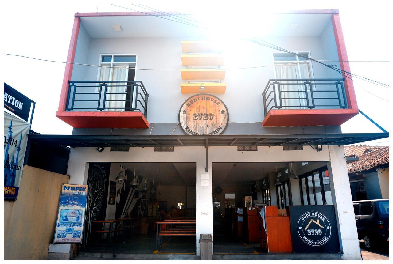 Budi House & Food Station Bandung Exterior foto
